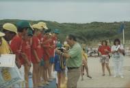 Jogos de limpeza na Praia das Maçãs.