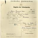 Registo de velocípede de marca Seveens, com o nº 494, em nome de Avelino Rodrigues Ferreira, morador em Ribeira de Sintra.