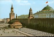 Moscou. La Place Rouge. Le Mausolée de Lénine