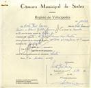 Registo de velocípede de marca F.B.M., com o nº 10084, em nome de Vítor José Névoa, morador em Rua José Antunes dos Santos, Sintra.