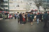 Animação de rua com o Grupo de Concertinas Unidos do Norte no mercado de Mem Martins.