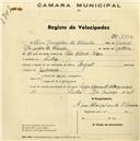 Registo de velocípede de marca Peugeot, com o nº 1392, em nome de Aires Gonçalves de Oliveira, morador em Sintra.