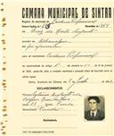 Registo de matricula de cocheiro profissional em nome de Luís da Costa Augusto, morador em Albarraque, com o nº de inscrição 695.