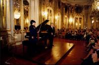 Público a assistir ao concerto de Liana Issakadze / Sequeira Costa, na sala da música, no Palácio Nacional de Queluz, durante o Festival de Música de Sintra.