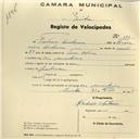 Registo de velocípede com o nº 382, em nome de Prudêncio Antunes, morador em Mem Martins.