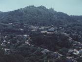 Vista geral da Vila de Sintra com o Castelo dos Mouros.