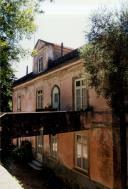 Fachada principal da Quinta da Capela, na Avª Barão Almeida Santos, Sintra.