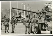 Lisboa, o dia 25 de Abril de 1974 - 10h00 - Terreiro do Paço