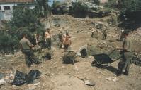 Limpeza de uma ribeira na Agualva, feita pelos militares no âmbito do Ambiente e Higiene Pública.