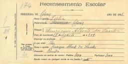 Recenseamento escolar de Júlia dos Santos, filha de Henrique Alberto dos Santos, moradora no Penedo.
