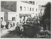 Desfile a cavalo durante as festas de Nossa Senhora do Cabo Espichel, na freguesia de São Martinho.
