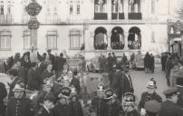 Funeral do Visconde de Asseca, junto aos Paços do Concelho, no largo Dr. Virgílio Horta em Sintra.