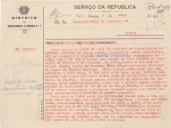 Ofício do Chefe Interino do Distrito de Recrutamento e Reserva nº 7, Ernesto Joaquim Feio, ao Administrador do Concelho de Sintra, pedindo para que Manuel d'Alcobia, morador no Olival de Basto, seja notificado a pagar a taxa militar em atraso.