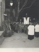 Saída da Procissão da Igreja de São Martinho da Vila de Sintra nas comemorações da Semana Santa.