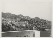 Vila de Sintra com o Palácio Nacional de Sintra e a Câmara Municipal de Sintra vistos da Correnteza.