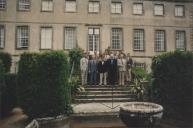 Comitiva do Tribunal de 1ª Instância das Comunidades Europeias a Sintra nos jardins do Palácio de Seteais.