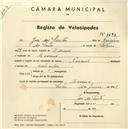 Registo de velocípede de marca Nacional, com o nº 3693, em nome de José dos Santos, morador em Massamá.