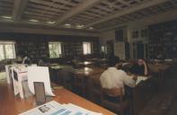 Sala de leitura da Biblioteca Municipal de Sintra no Palácio Valenças.