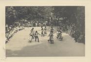 Exibição de um Rancho Folclórico no Ringue de Patinagem do Parque da Liberdade em Sintra.