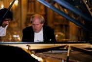 Concerto de Grigory Sokolov, no Palácio Nacional de Queluz, durante o Festival de Música de Sintra.