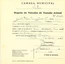 Registo de um veiculo de duas rodas tirado por um animal de espécie cavalar destinado a transporte de mercadorias em nome de João Teotónio Pereira Júnior, Ldª., sediada em Almoçageme. 