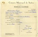 Registo de velocípede de marca Famel com motor Vitória, com o nº 10010, em nome de António Barbosa Nogueira, morador em Queluz.