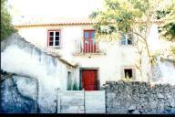 Casas na aldeia do Penedo, Colares.