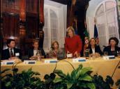 Reunião da FESU "mulheres, violência e segurança urbana", na sala da Nau, Palácio Valenças, com a presença da Presidente da Câmara Municipal de Sintra, Drª Edite Estrela, Drª Maria de Belém e o vereador da Câmara Municipal de Lisboa, Dr. Vasco Franco.