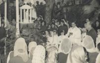 Mocidade Portuguesa na inauguração e benção do nicho de Nossa Senhora dos Peregrinos no Largo Fernando Formigal de Morais em Sintra.