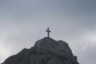 Monumento aos soldados da paz falecidos no incêndio na Serra de Sintra.