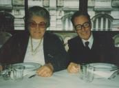 José Alfredo Costa Azevedo com a sua segunda esposa, Maria de Lurdes Duarte Torres Azevedo, no restaurante Tirol em Sintra.