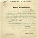Registo de velocípede de marca Bottechia, com o nº 766, em nome de Aurora Pereira Santos, moradora em Agualva.
