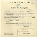 Registo de velocípede de marca Caravela, com o nº 4262, em nome de Caetano Sequeira Bordalo, morador em Azenhas do Mar.