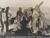 Artilharia Alemã numa pequena pausa durante a II Guerra Mundial. 