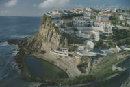 Vista parcial das Azenhas do Mar.