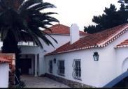 Casas saloias na localidade de Atalaia, Colares.