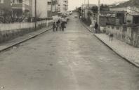 Vista parcial da rua do Vale na Rinchoa.