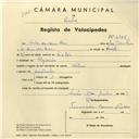 Registo de velocípede de marca Helios, com o nº 4276, em nome de Carlos das Dores Peres, morador em Algueirão.