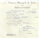 Registo de velocípede de marca Renault, com o nº 8697, em nome de Orlando Duarte Pedro, morador em Assafora.