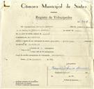 Registo de velocípede de marca Motoreta, com o nº 9450, em nome de Bernardino Pereira Menezes, morador em Mem Martins.