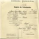 Registo de velocípede com o nº 586, em nome de Maria Teresa Narciso, moradora em Banzão.