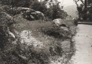Construção da sepultura do escritor Ferreira de Castro na Serra de Sintra.