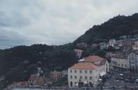 Vista parcial da Vila de Sintra com o largo Dr. Albuquerque de Almeida e a Igreja da Misericórdia de Sintra.
