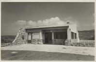 Posto de Turismo e restaurante "Roca Bar" no Cabo da Roca.