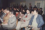 Élvio Melim de Sousa entre a assistência na apresentação da pública do Livro "Sintriana" na sala da naú do Palácio Valenças.