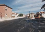 Obras de alcatroamento na estrada da Terrugem.