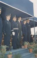 Rui Silva, entre outras personalidades, assistindo a uma parada militar no museu do Ar na Base Aérea n.º 1 da Granja do Marquês, em Sintra.