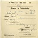 Registo de velocípede de marca Caravela, com o nº 3901, em nome de António Miguel Caetano, morador em Codiceira.