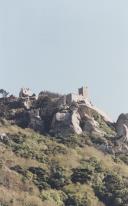 Vista parcial do Castelo dos Mouros em Sintra.