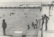 Piscina da Praia das Maçãs.
